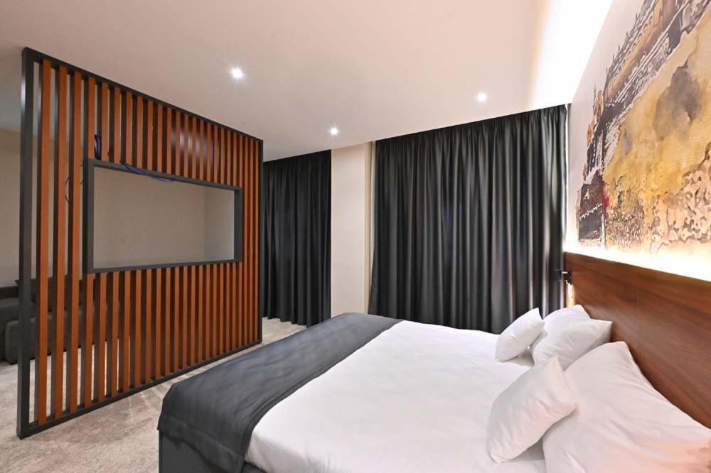 Tvrdjava Rooms - Nowy Sad Zewnętrze zdjęcie