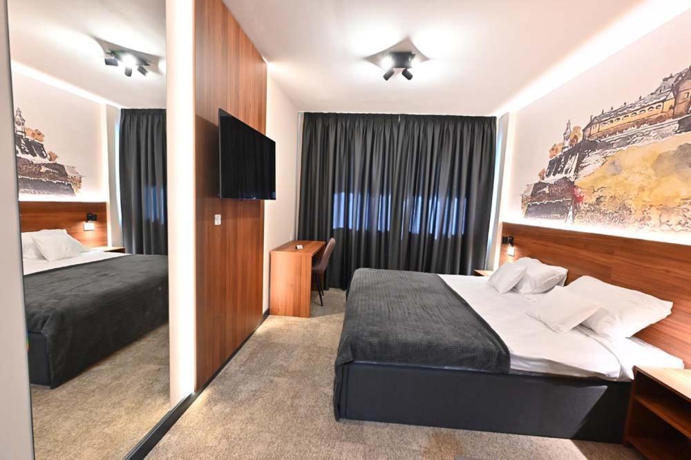 Tvrdjava Rooms - Nowy Sad Zewnętrze zdjęcie